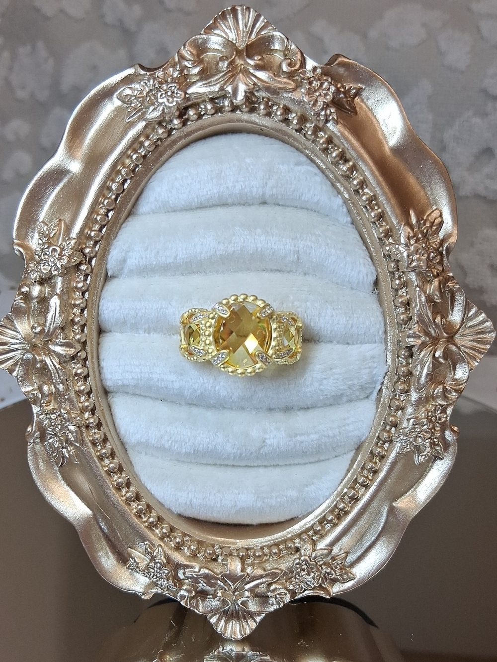 ✨️Gorgeous✨️ Yellow Canary Oval Faceted 3 Stone Statement Ring